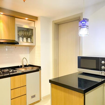 Comfortable 2Br At 25Th Floor Meikarta Apartment By Travelio Cikarang Exterior photo